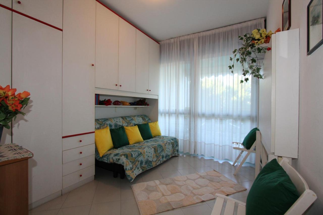 STUDIO Solarium Bibione Esterno foto