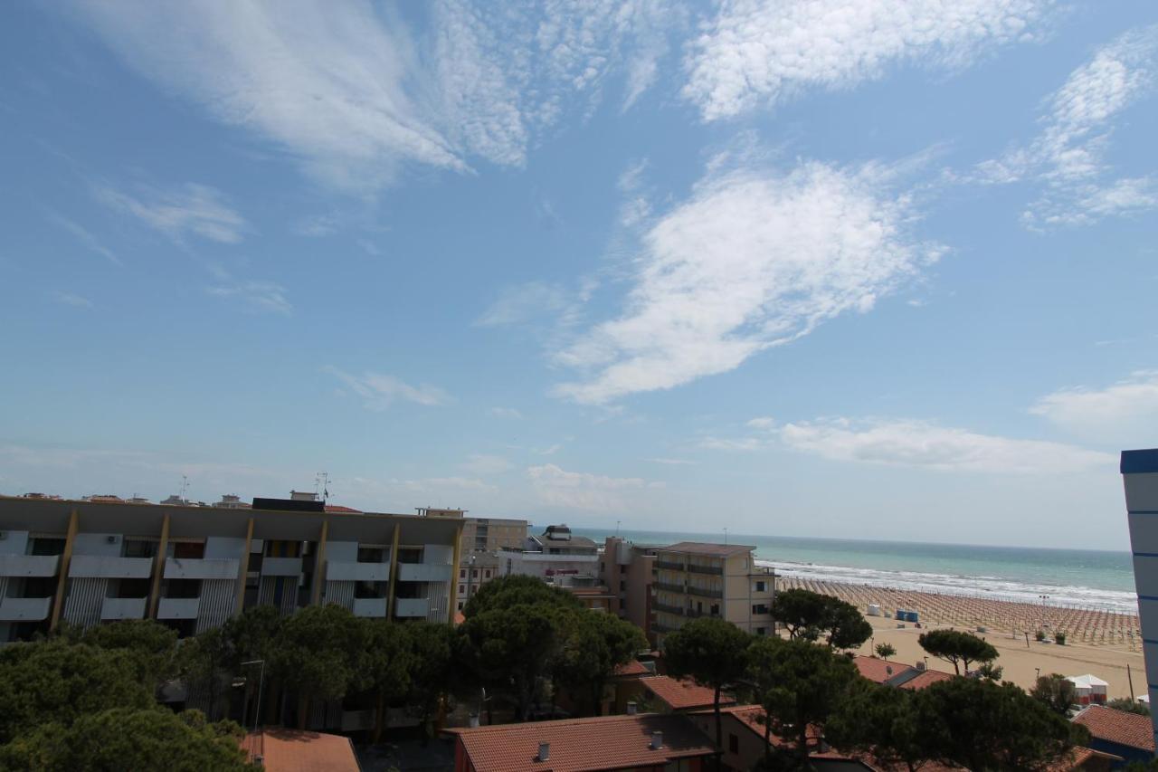 STUDIO Solarium Bibione Esterno foto